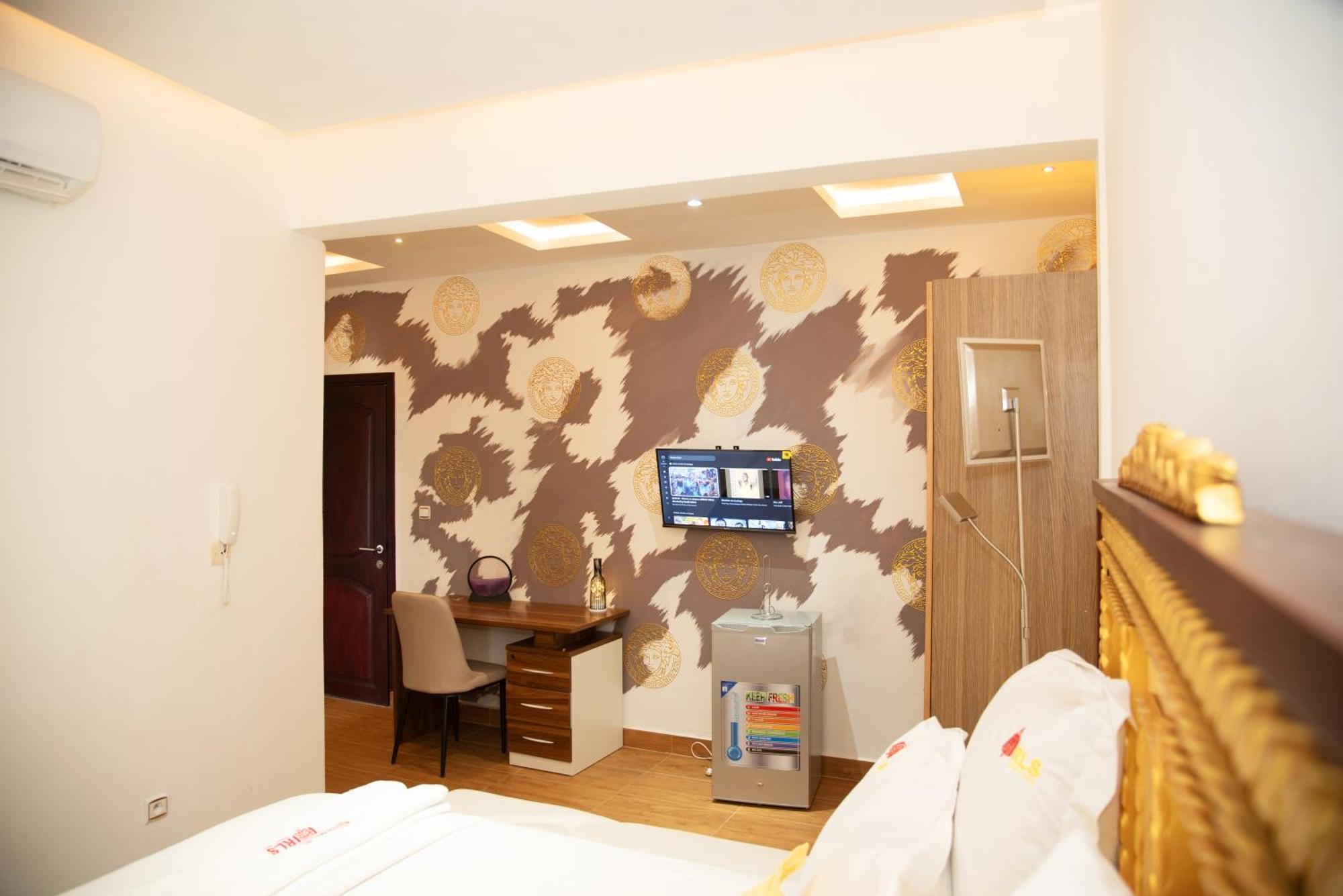 Residence Le Sommet - Chambre Versace Douala Extérieur photo